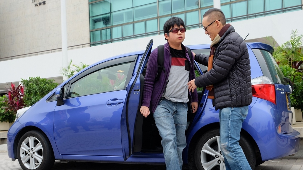 失明人士亦可乘坐Uber載客服務。