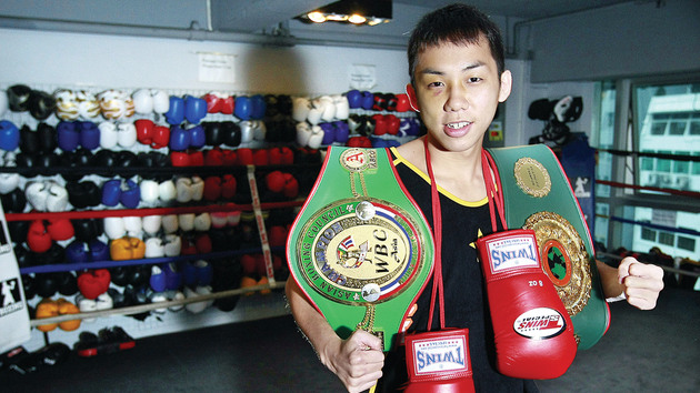 日前創下連勝19場紀錄的本港拳手曹星如表示，當聽到全場高呼他的名字時「感動到想喊」。