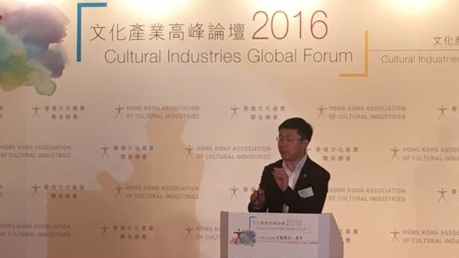 龔宇指，內地需20至30年時間，才可追及荷里活的製作規模。