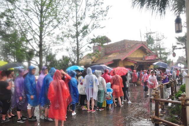 天公不作美，開幕日下大雨。(攝影： 馮柏偉)