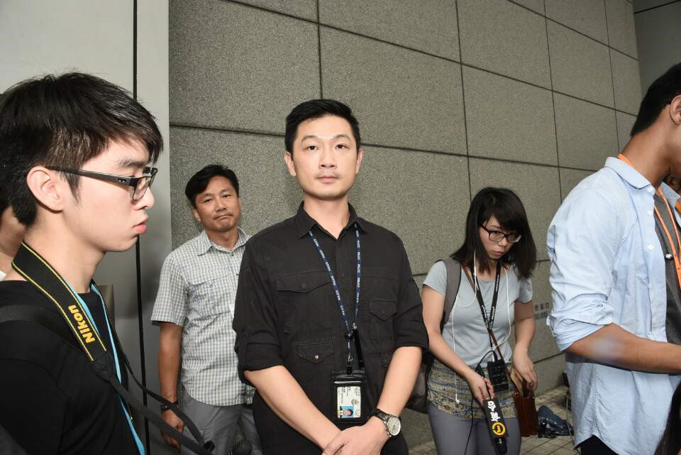 趙建業高級督察提醒網民應注意自己在網上的言論。