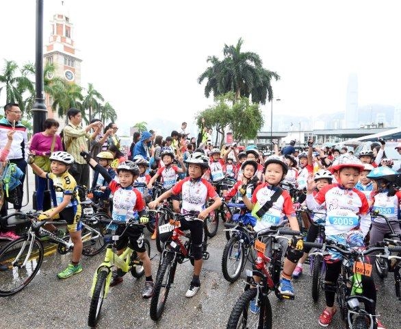 香港單車節設「兒童及青少年單車樂」組，有助向新一代推廣單車運動。(香港旅遊發展局提供相片)