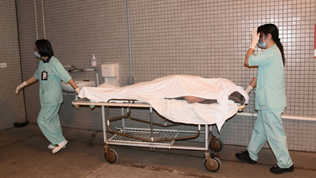 參加維港泳遇溺男泳手送院證不治。