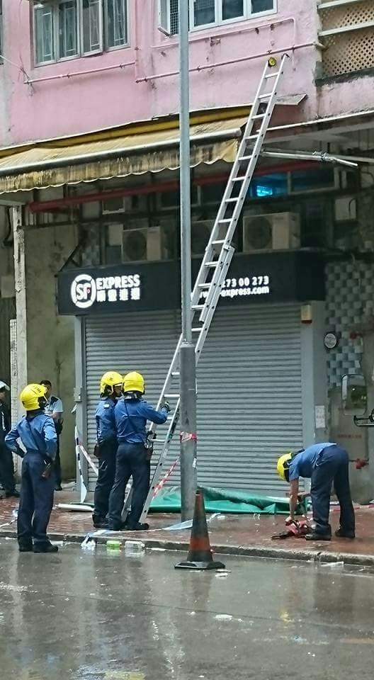 Facebook香港突發事報料區群組圖片