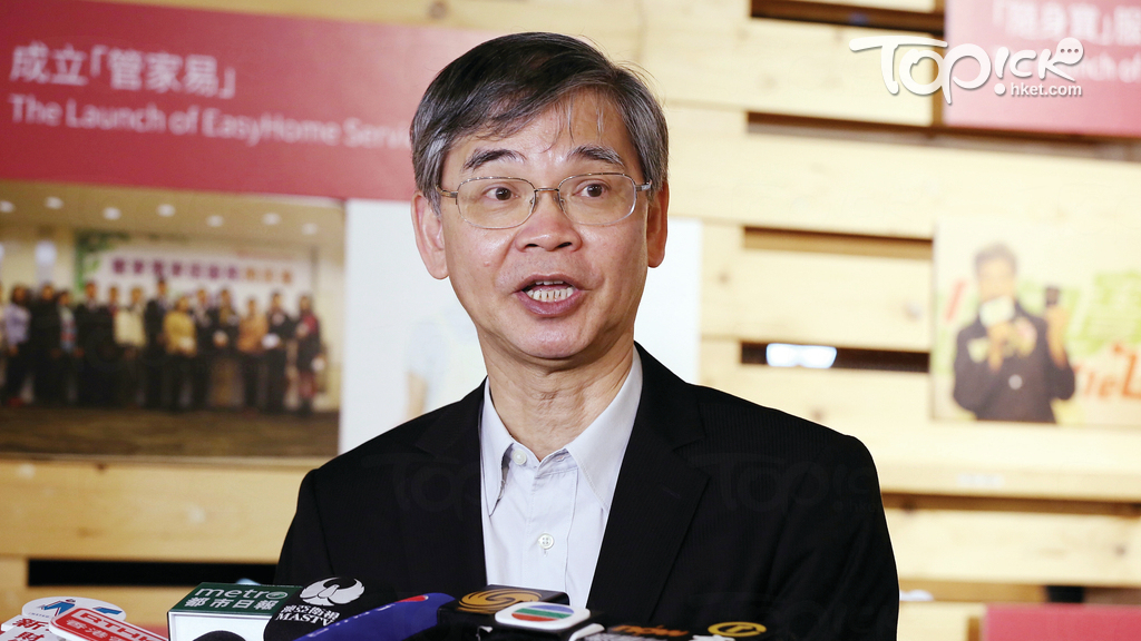 羅致光曾考慮過從大學退休後轉行做的士司機。(資料圖片)