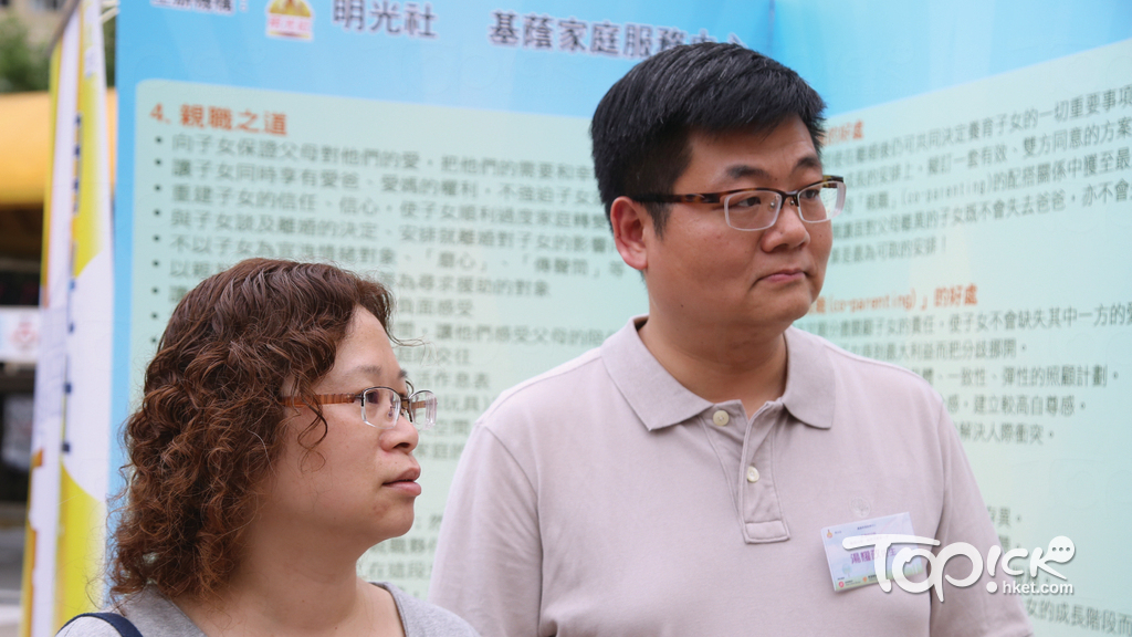 湯生(右)及湯太曾經歷離婚及復婚。(曾有為攝)