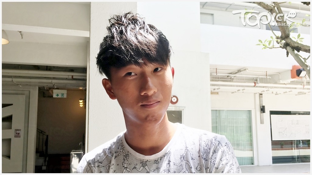 張同學指能夠有一張證書在手，將會更加有優勢。(章淑廉攝)