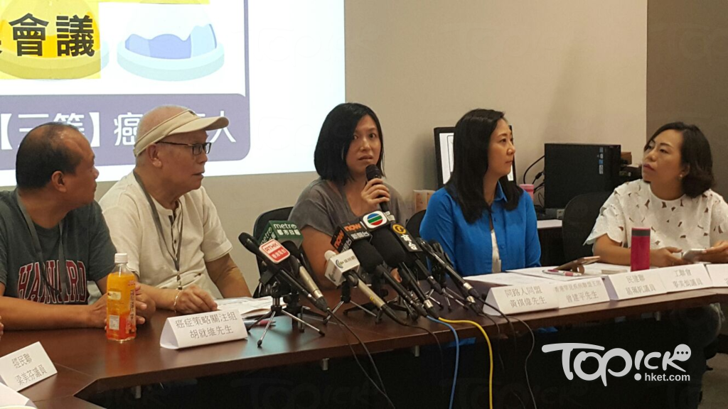 Tara（中間）兩名分別6歲和9歲的兒子在不足一歲時，證實患有罕見疾病—非典型溶血性尿毒症候群。（經濟日報記者攝）