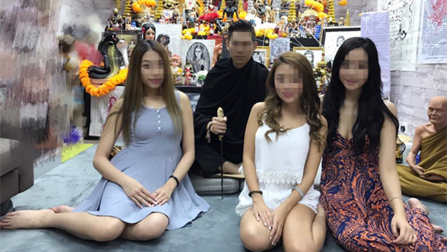 被捕疑犯上載多張與美女合照