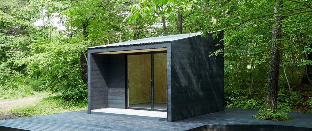 位於群馬縣嬬戀村露營場的無印小屋(相片來源：日本MUJI HUT無印小屋官網)