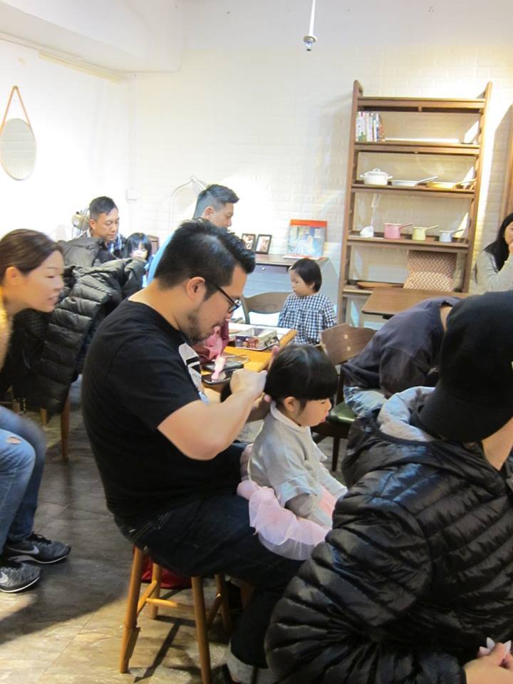 鐵漢柔情的爸爸（照片由受訪者提供）
