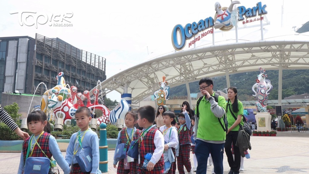 海洋公園現正在籌備向本地中小學生提供一萬張免費入場門票的計劃，並將稍後公布有關細節。（經濟日報記者攝）