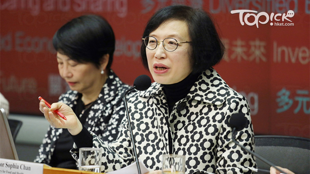 自願醫保標準計劃公布，食衞局局長陳肇始相信，計劃有足夠誘因於推出首兩年吸引100萬人參與。