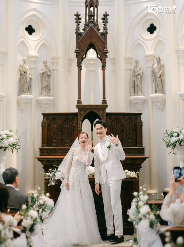郭子豪與鄧卓殷今日成婚。