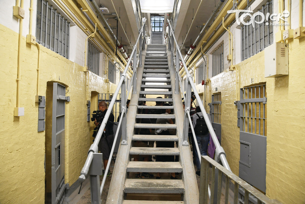 前中區警署建築群（大館）其中一個建築物域多利監獄，是本港唯一不設沖水式廁所的監獄，每間囚室通常囚禁3名囚犯。（程志遠攝）