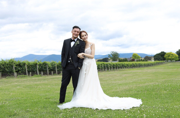 余文樂去年底結婚時，當時已傳太太王棠云已經懷有身孕。