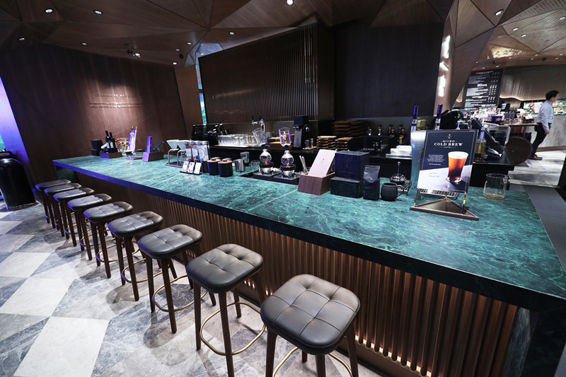 Starbucks Mixology Bar提供的酒類飲品，必定與咖啡有關。(黃建輝攝)