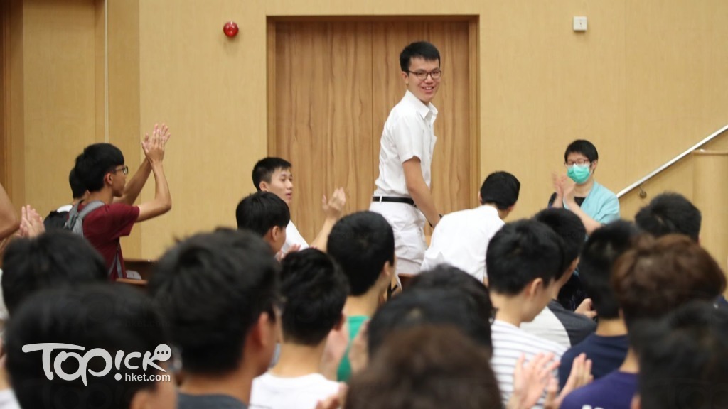 皇仁書院DSE16星狀元袁瑋謙，對社會政治議題有其獨特見解。（林宇翔攝）