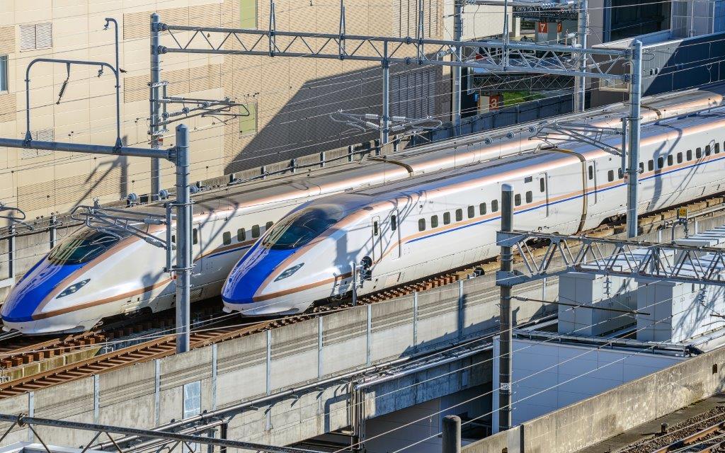 JR東日本的E7系列車，車廂設有免費Wifi。(iStock圖)