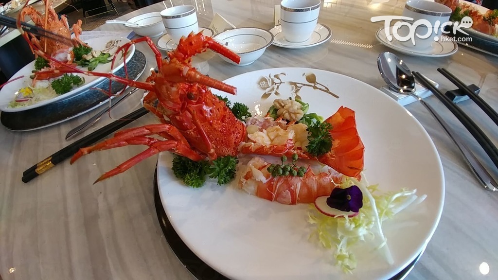 龍蝦雙式涼拌，tasting menu的前菜之一，每位$1,688。（攝：陳智良）