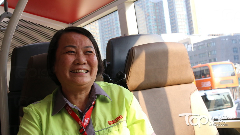 今年57歲的劉瑞堅人稱「堅姐」，任職九巴車長15年。（陳國峰攝）
