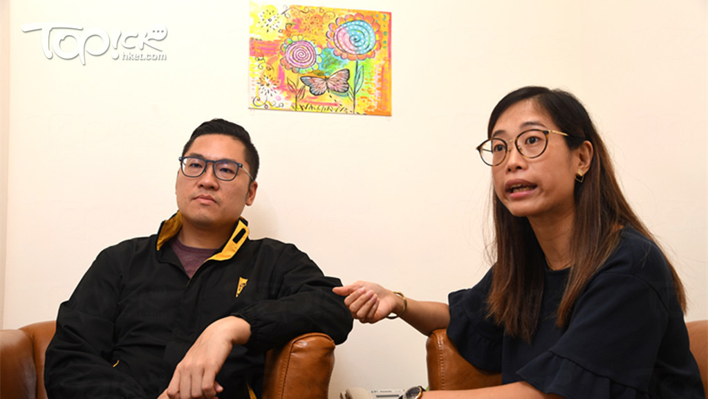 聖公會聖匠堂安寧服務部高級服務經理梁梓敦（左）指，政府對喪親者的支援服務支援不足，曾要求常規化資助卻被拒。右為社工梁頌茵。