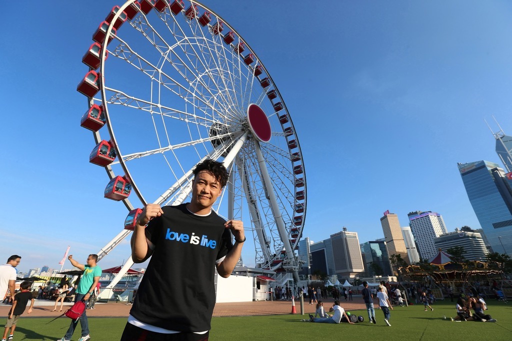 陳奕迅對上一次香港演出是在中環露天音樂會。（取自陳奕迅facebook）