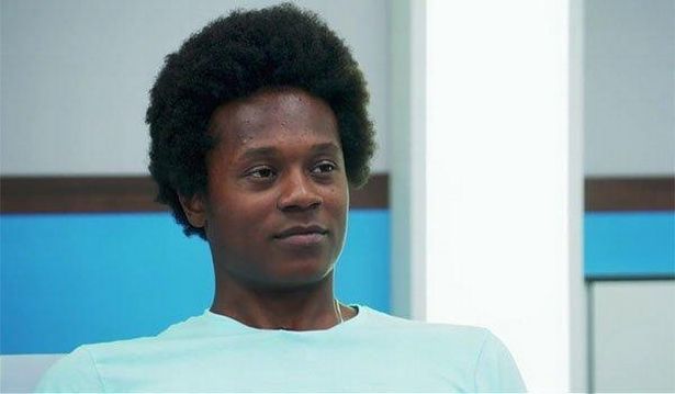 24歲的Zach從沒有認真清洗下體。（影片截圖）
