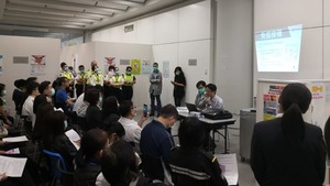 衞生署繼續於機場設立衞生站為機場員工接種麻疹疫苗。（香港民用航空事業職工總會提供）