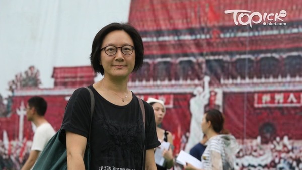 蕭小姐已是第2次參與六四集會，想透過參與集會為香港出一分力。（張永康攝）