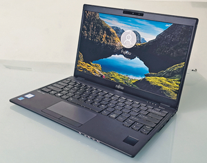 JC0761 富士通 LIFEBOOK U939/A 新品500GB SIM 大容量 美品 office