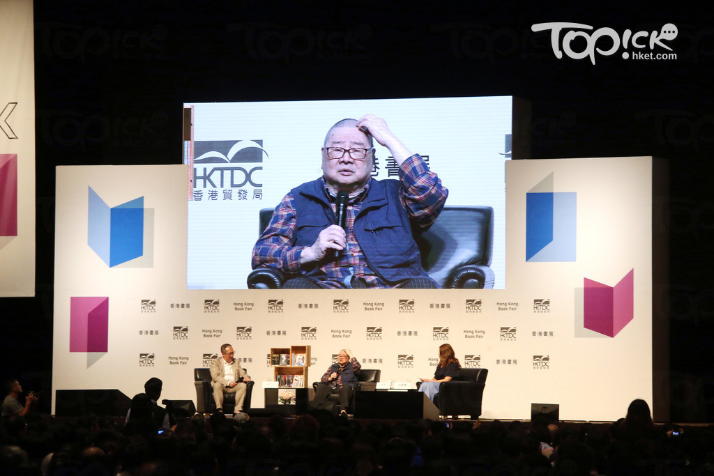 84歲的倪匡出席書展講座活動「無限時空中追尋無限未來─倪匡與衛斯理的科幻世界」。（張永康攝）
