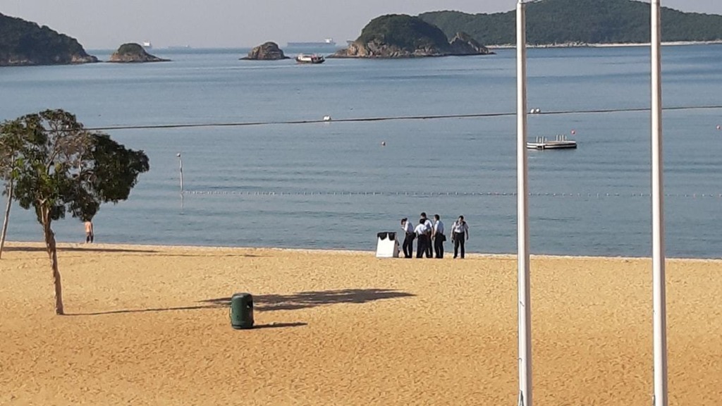 淺水灣泳灘六旬老翁遇溺 送院搶救後證實不治