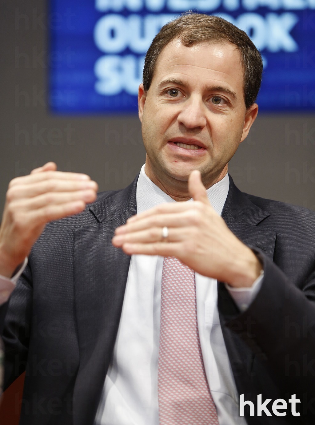 指數基金比主動基金更受歡迎？ 巴菲特用「10年賭局」證明