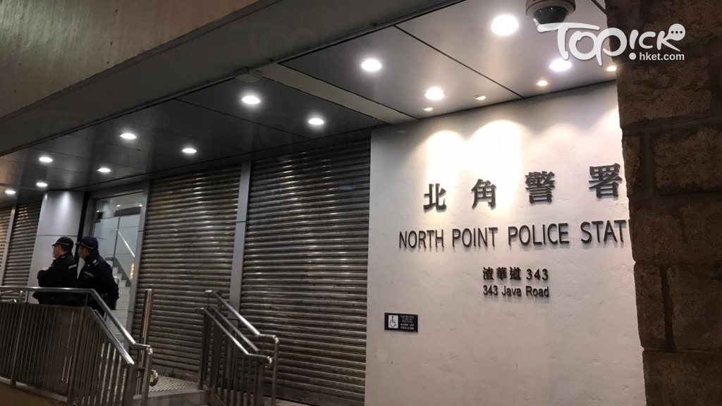 與確診警員駐守同一小隊的警務人員已被調派後勤工作，避免與市民接觸。