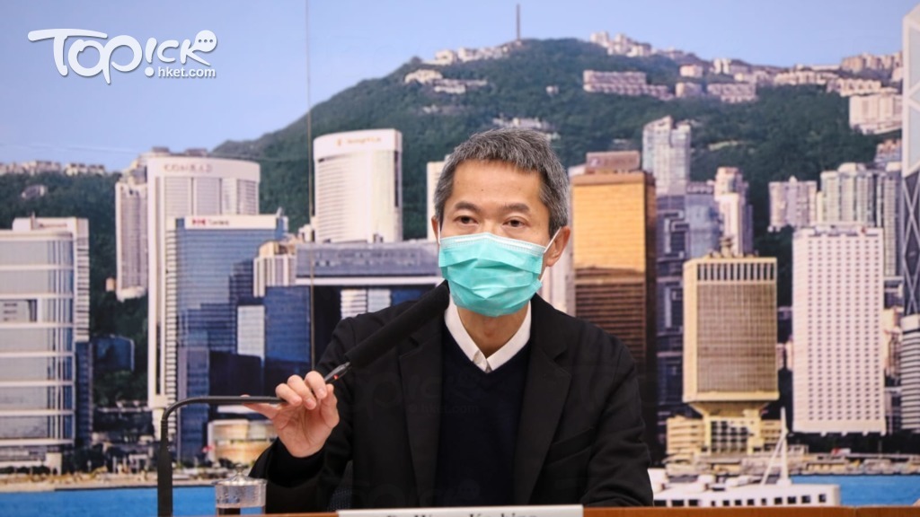 衞生署衞生防護中心總監黃加慶稱短期內未能就復課安排作出一個確切的判斷及決定。（車耀開攝）
