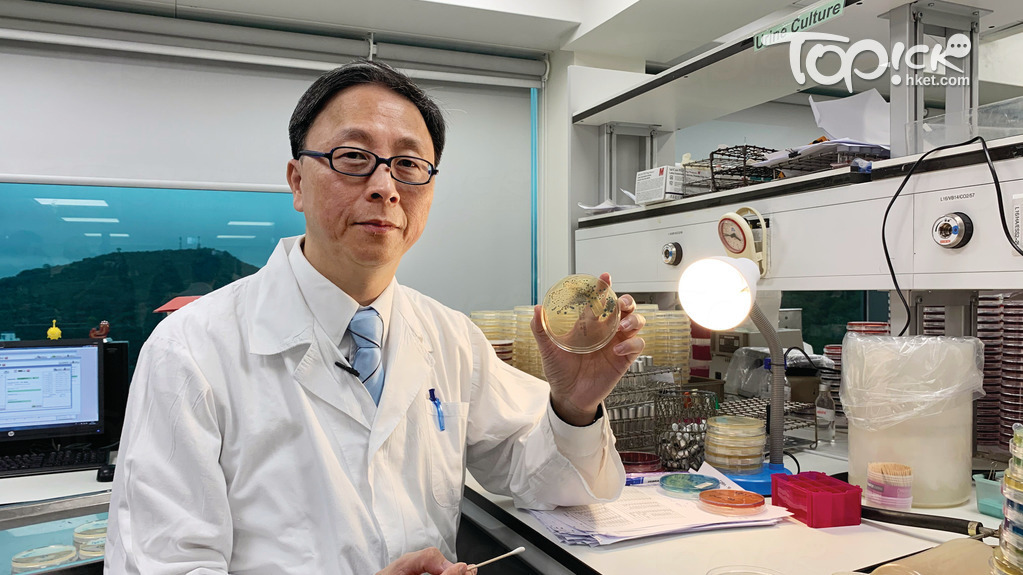 何栢良認為，當局應對所有入境人士進行病毒檢測，要等待檢測結果呈陰性才批准他們回家進行家居檢疫。（資料圖片）
