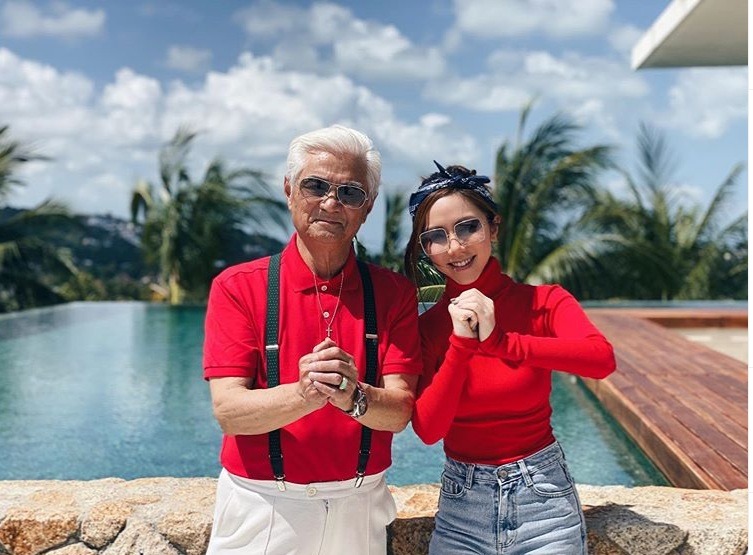G.E.M.被指在泰國舉行婚禮，外父都有出席。（取自IG）