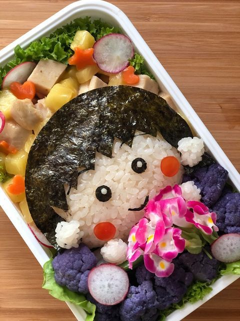 港媽每日炮製精美飯盒親自送到學校給女兒。（相片來源︰「Day Day Explode 日日爆」fb專頁）