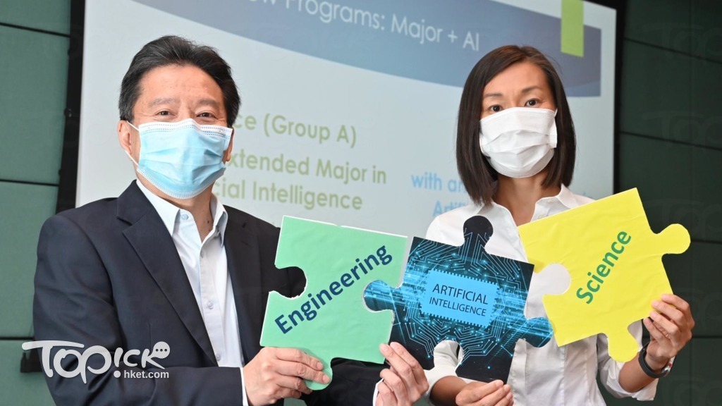 科大首席副校長資深顧問龐鼎全（左）及本科招生及入學事務處處長劉夢琳（右）公布推出本港首個學士延伸主修課程。（程志遠攝）