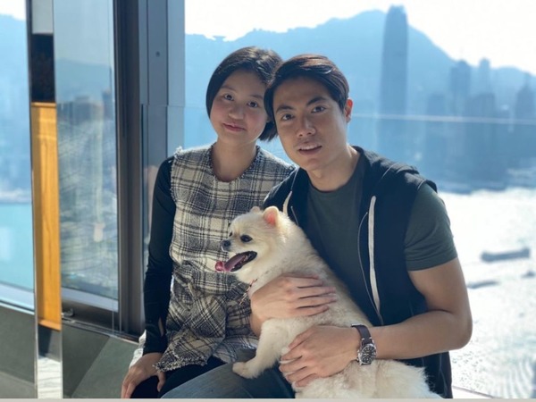 Zoe帶同愛犬出席生日派對。(instagram圖片)