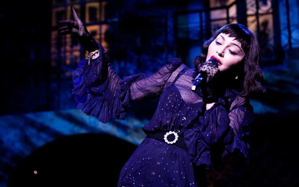《Madame X》演唱會巡迴了75天,比以往的演唱會小型了很多。(網上圖片)