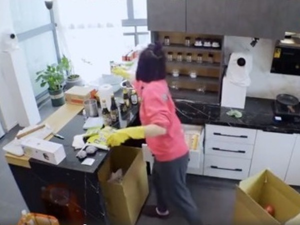 如有強迫症。（影片截圖）