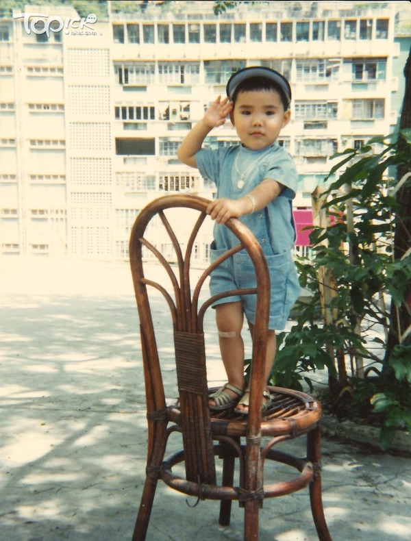 啟業5歲多時經歷意外,從此改寫一生。(受訪者提供)