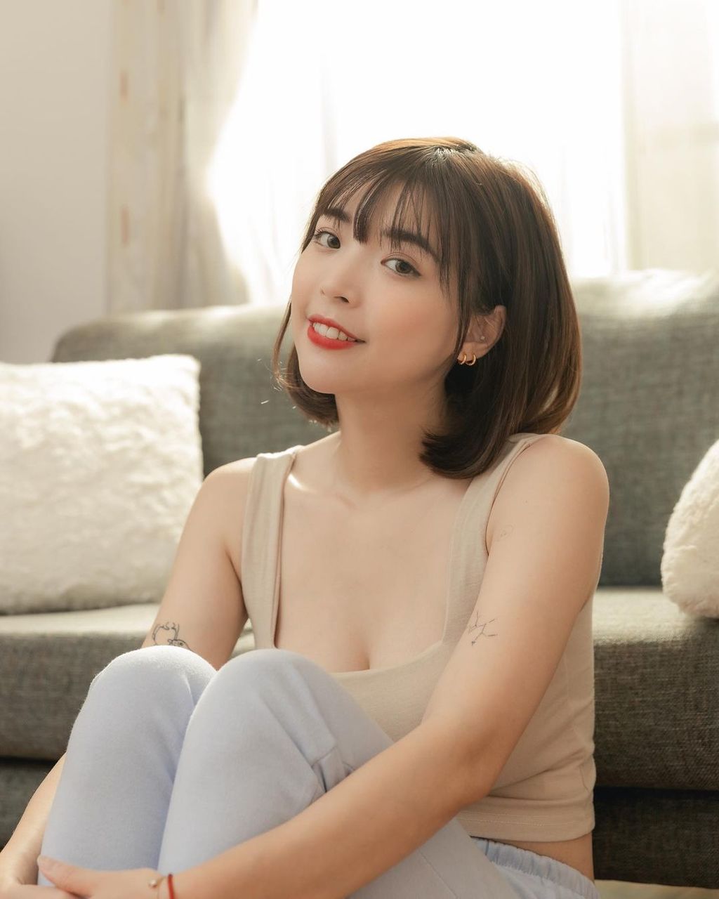「一隻阿圓」最近在IG解釋肚皮留疤原因。（圖片來源：IG@nanaciaociao）