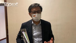 立法會議員何君堯笑言，自己尚未觀看《大叔的愛》。（尹櫻霖攝）