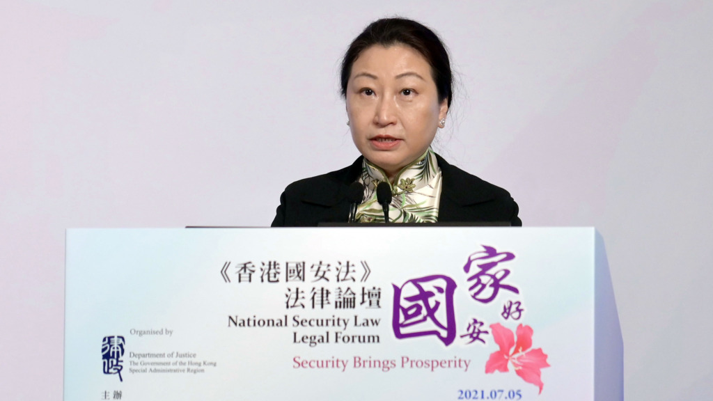 律政司司長鄭若驊指，港區國安法尊重和保障人權、維護法治。（政府新聞處圖片）