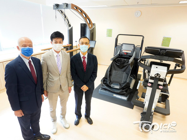 物理治療榮譽理學士獲「郭謝碧蓉基金」每年捐助200萬元。(陳國峰攝)