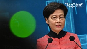 林鄭月娥出席行政會議前表示 ，有信心兩地通關會有進展。（程志遠攝））