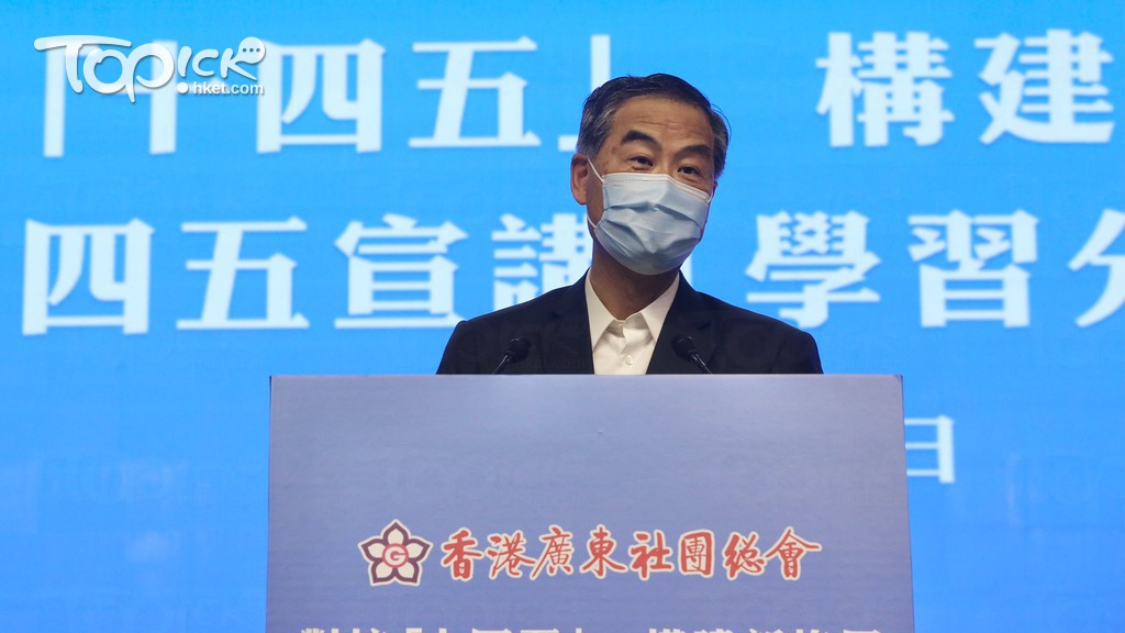 梁振英希望新一屆選委督促特首和立法會議員加大力度，盡快解決民生問題。（資料圖片）